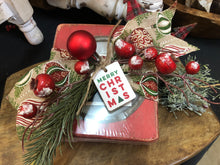 Load image into Gallery viewer, Decorated Wooden Candle Box - 1 Hole